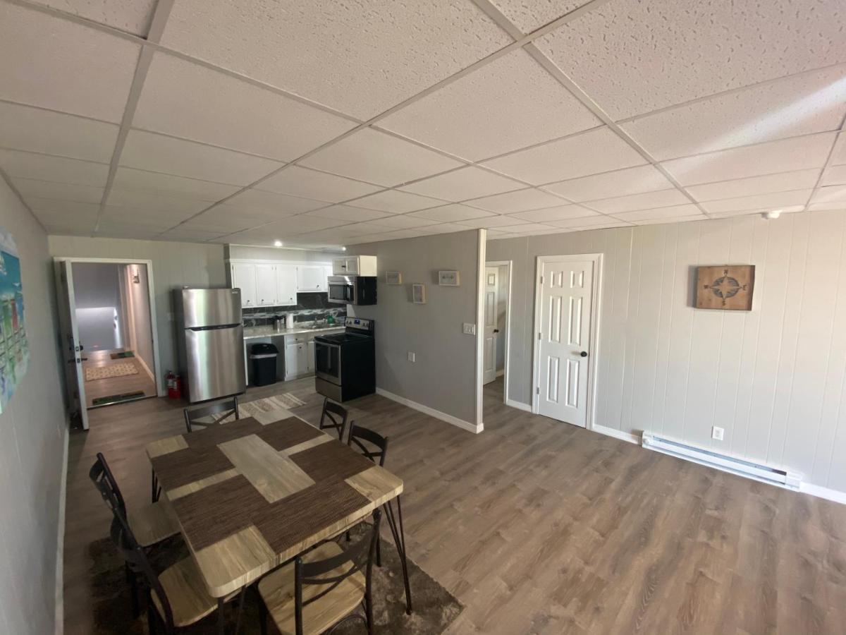 Affordable Beachfront Apartment With Balcony Sleeps 8 Wildwood Exterior photo